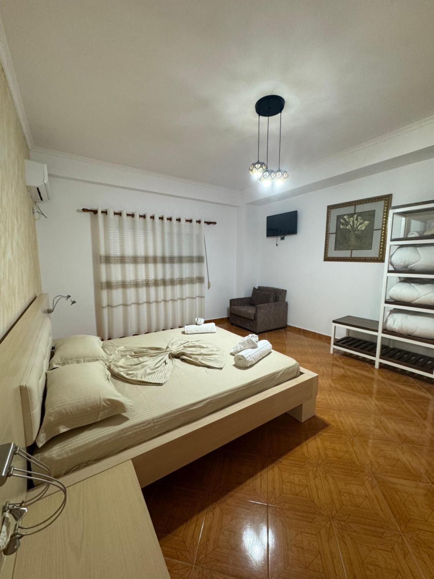 Hotel Frida Himara Kültér fotó